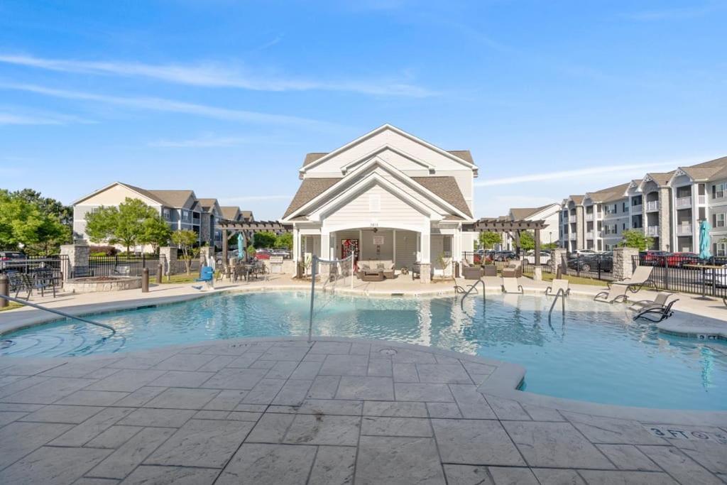 Viagem Perfect 1Br With Balcony Pool And Gym Apartment เมอร์เทิลบีช ภายนอก รูปภาพ